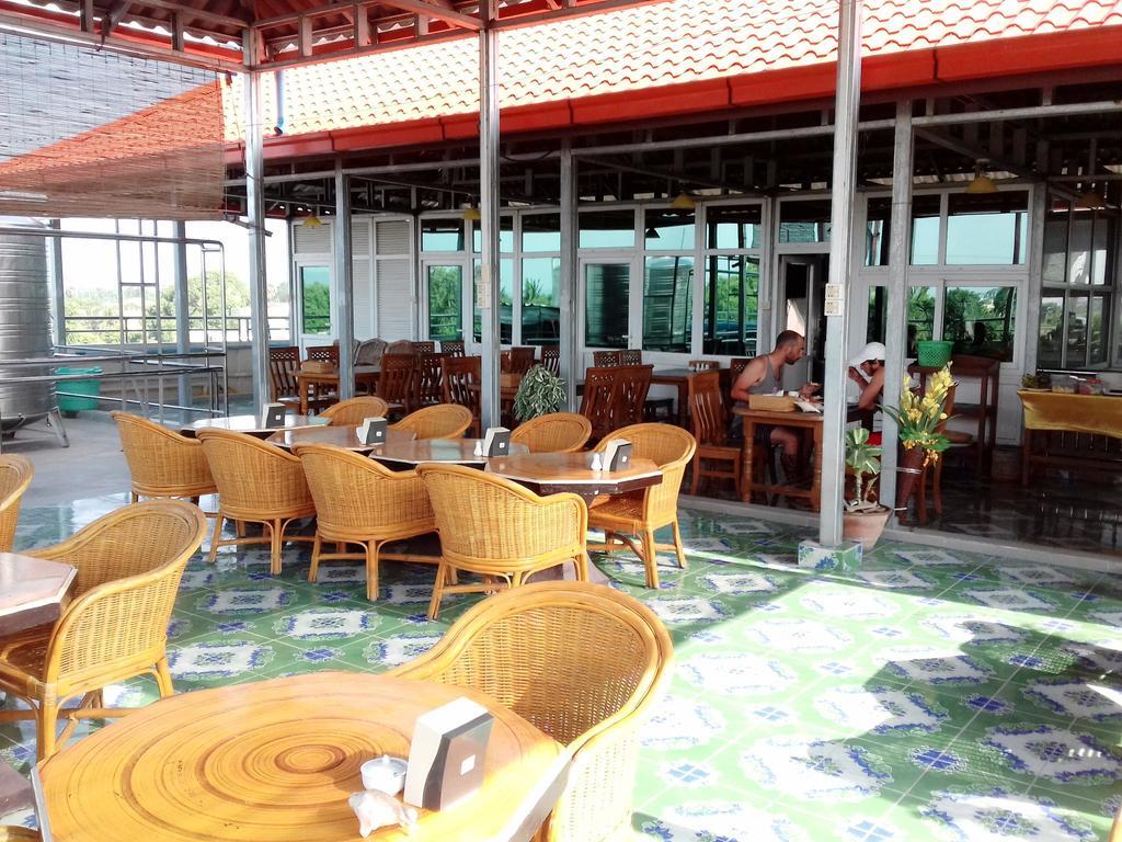 Golden Dream Hotel Mandalay Exterior photo