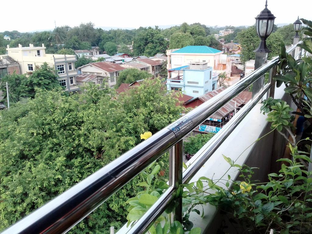 Golden Dream Hotel Mandalay Exterior photo